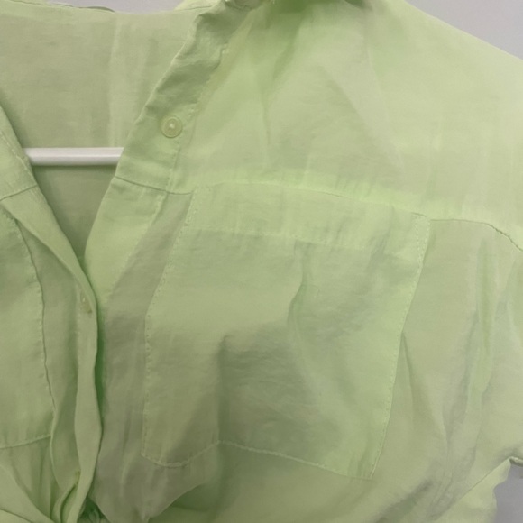 Zara Green Flutter Sleeve Button Down Shirt - Picture 5 of 8